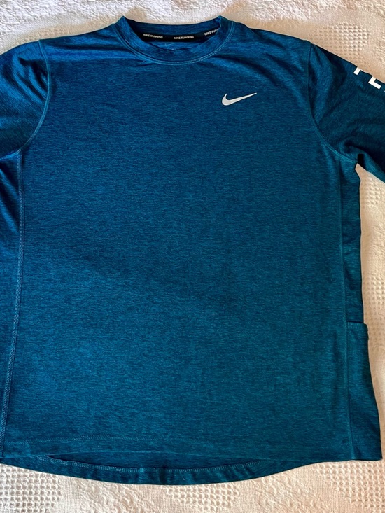 Nike Deep Teal Blue Heather Long Sleeve Runners Top with Peloton Sleeve Logo - Picture 2 of 11